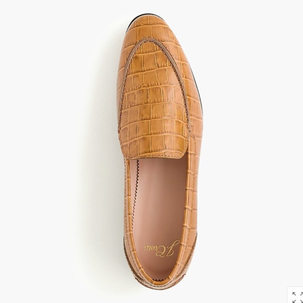 J Crew beige loafers in crocodile leather Size 8